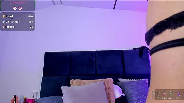 april_jones05