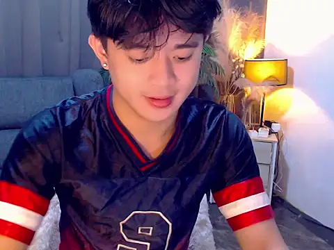 nautyboybrazeen_143 (M twink) - public cum