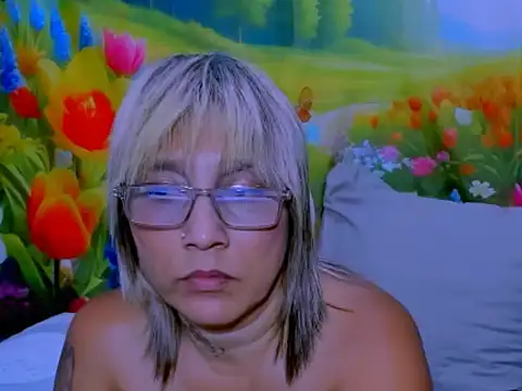 indianroxy live cam on StripChat