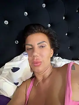 SelineVelvet live cam on StripChat