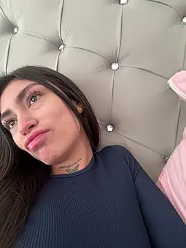 Bonny_Eva live cam on StripChat