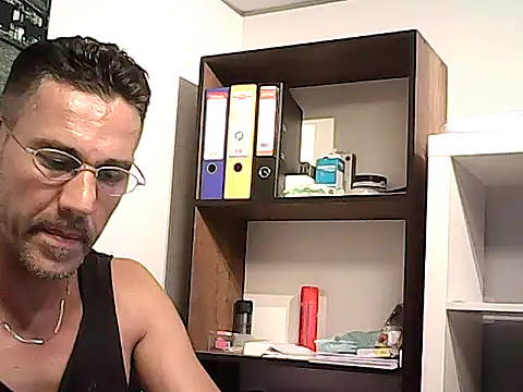mastercharisma35 live cam on StripChat