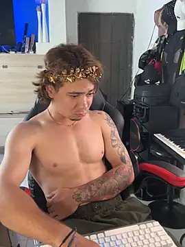 AngelLatinBoy live cam on StripChat
