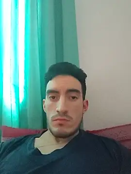 TommyMomentum live cam on StripChat
