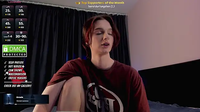 Lee_Loo live cam on StripChat