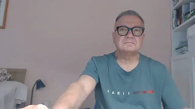 YOU6me live cam on StripChat