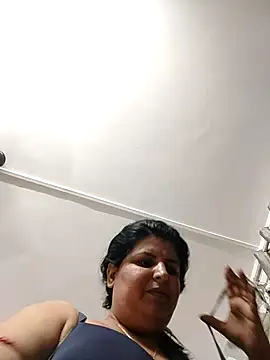 Jann_Riya333 live cam on StripChat