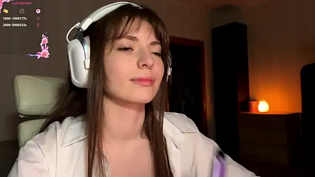LorinaSpero webcam