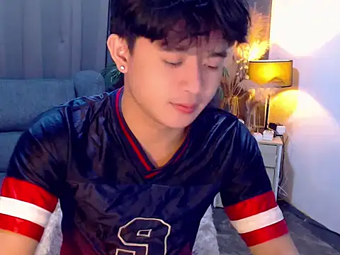 nautyboybrazeen_143 (M twink) - public cum