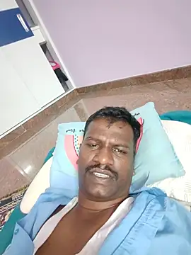 paramkeerthi (M young) - Live nude masturbatioGum show 30 minute