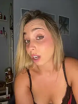 space_couple live webcam