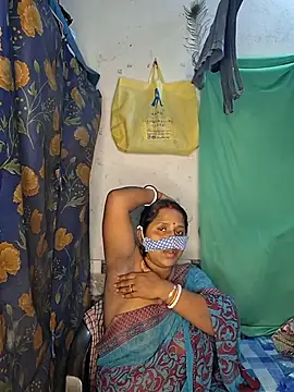Real_Desi_Couple webcam