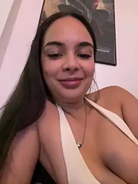 gabyaridi live cam on StripChat
