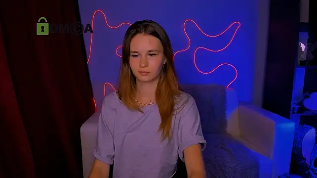 angie_foxy1