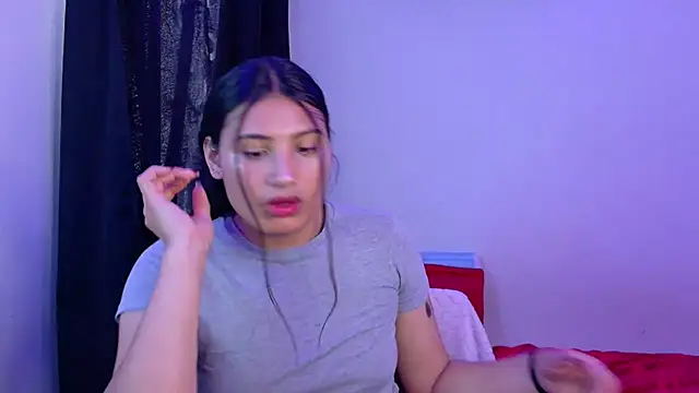 Linda_andrew live cam on StripChat