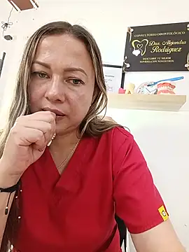 _Dentist-Madisson_04 live cam on StripChat
