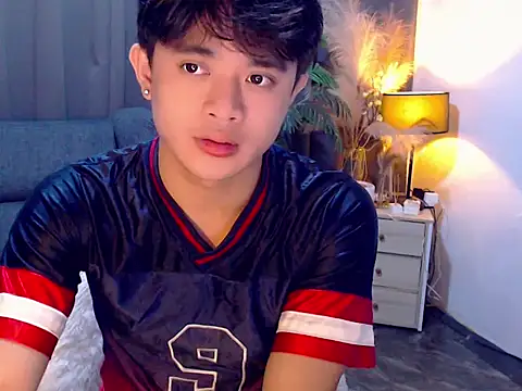 nautyboybrazeen_143 (M twink) - public cum