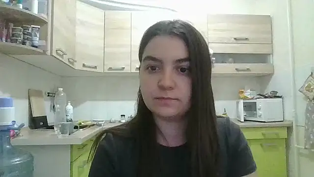 Farynaa live cam on StripChat