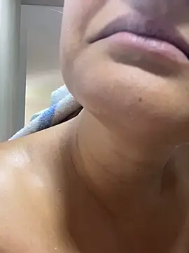 marscarlett (F milf) - wet my long hair💦