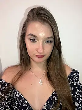 Green_eyes_lady live webcam