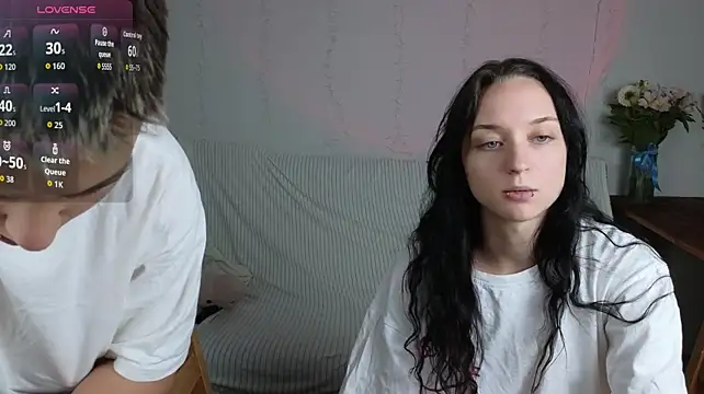 LuxuryLoverss live cam on StripChat