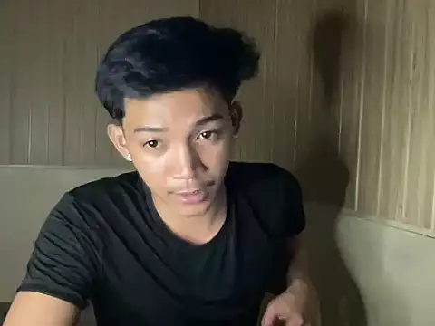 YourcumBoy77 live cam on StripChat