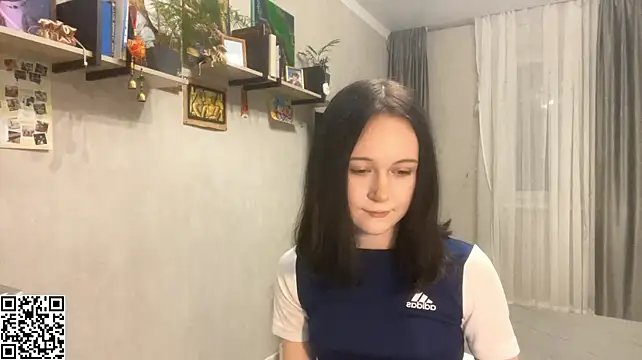 RukiyaLowland live cam on StripChat