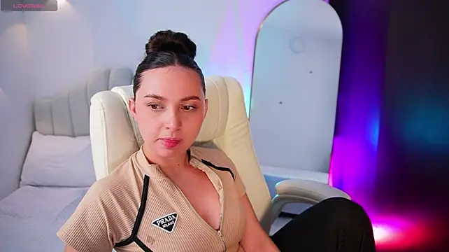 AliceHarper_ webcam