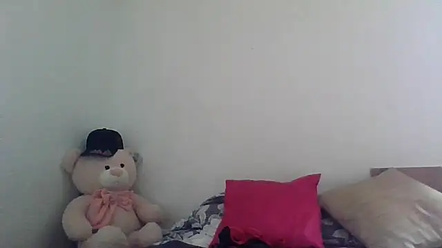 yoahotpetrafiery webcam
