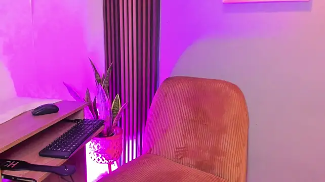 HellLilith_ live cam on StripChat