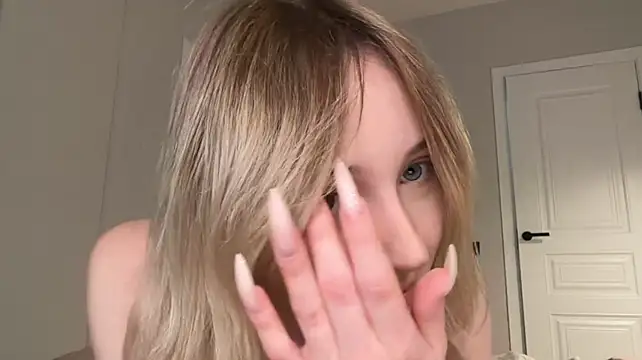 Kattie_Petite