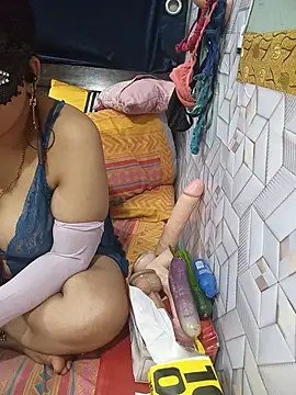 tina8th live cam on StripChat