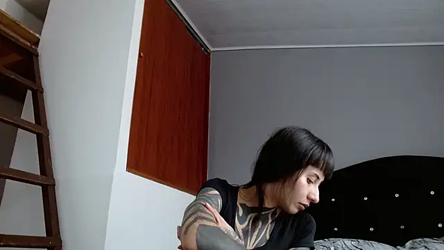 Emilia_1995 webcam