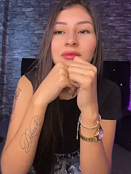aylin-fire (F teen) - Flash tits 🍒⚡️