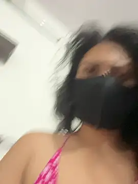 kavyq3791 live cam on StripChat
