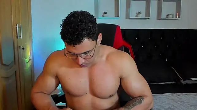 tyler_hank01 cover photo