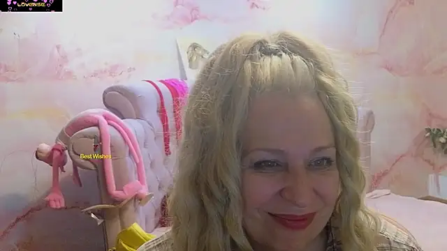 Penelope_Pinky live cam on StripChat