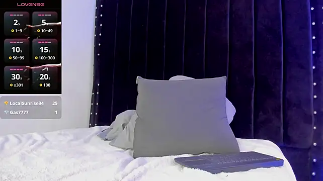 Boy_Mathew live cam on StripChat