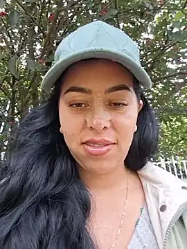 Luianna live sex cam