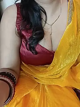 _in_v_a_n_i_ll_a live cam on StripChat