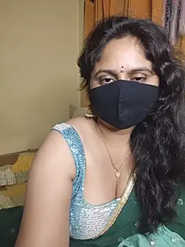 Sravvi499 live cam on StripChat