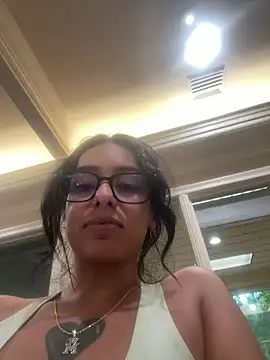 Controllercutie live cam on StripChat