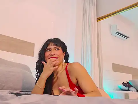 RebecaWest live cam on StripChat