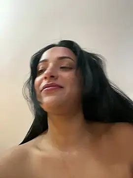 SaharQamar webcam