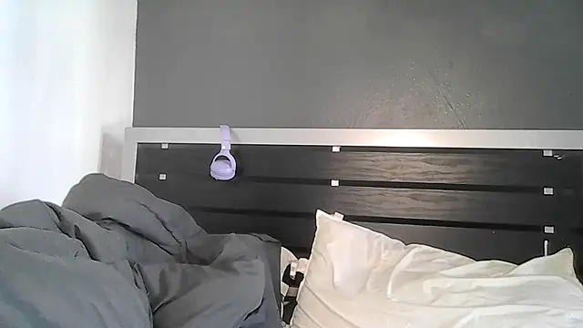 goddessdaisysky live cam on StripChat