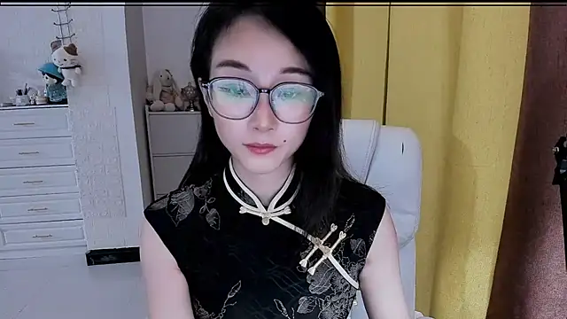 NIAN-er live cam on StripChat