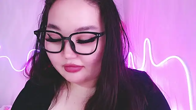 yourmermaidd live cam on StripChat