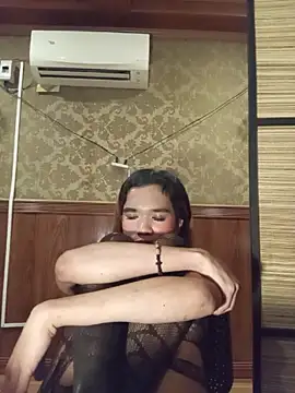 cuntyslut_nikki live cam on StripChat