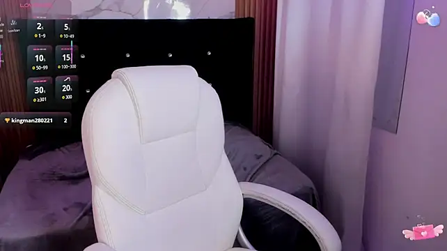 Anna_Blade_ live cam on StripChat