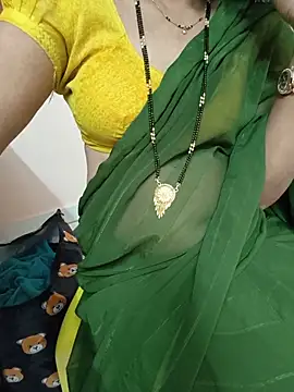 anuradha1432 live cam on StripChat
